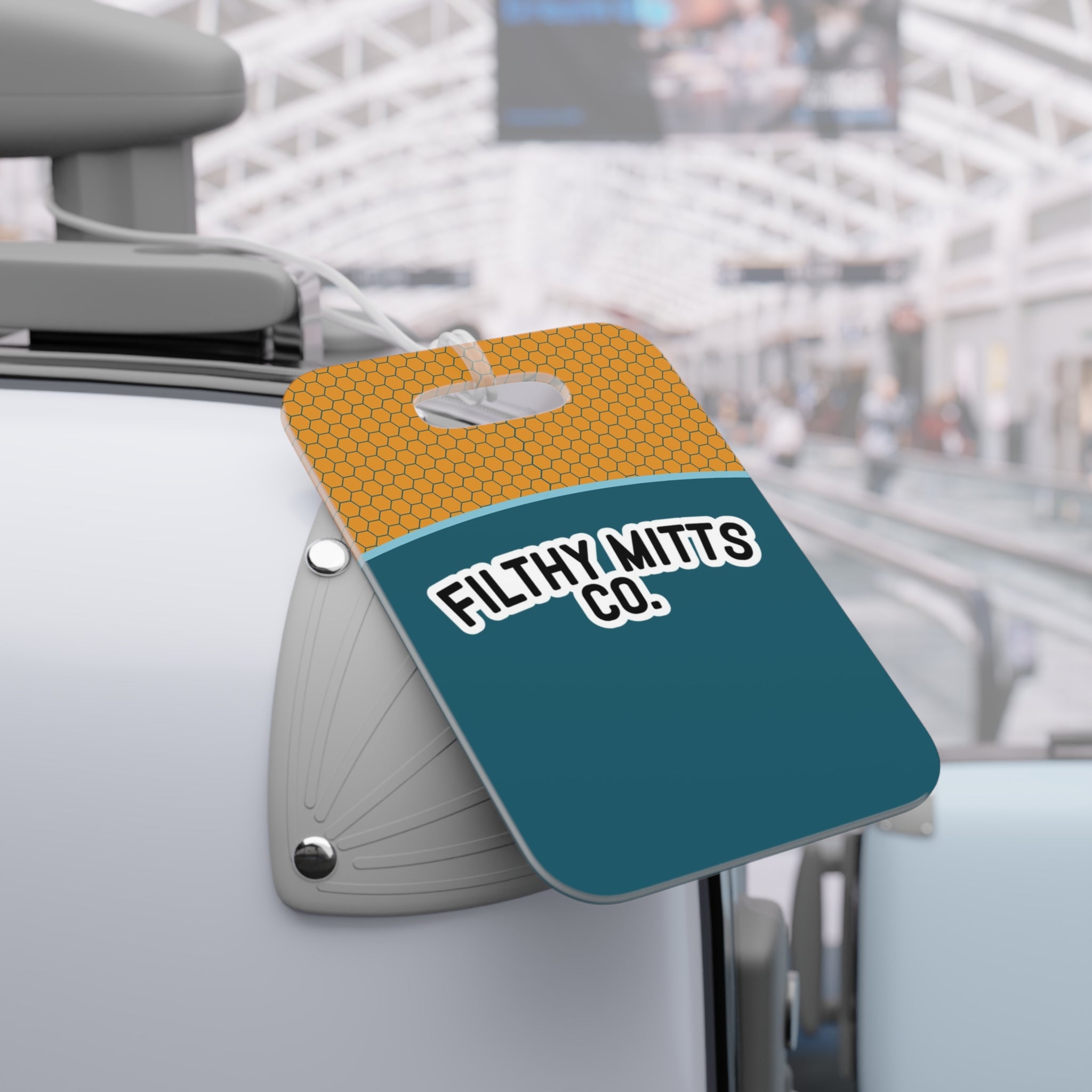 FMC Honeycomb Essentials Bag Tag