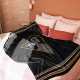 YGVD Black Out Sherpa blanket